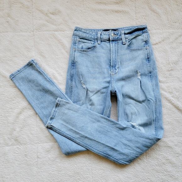 Hollister Ultra High Rise Distressed Mom Jeans - Picture 1 of 5